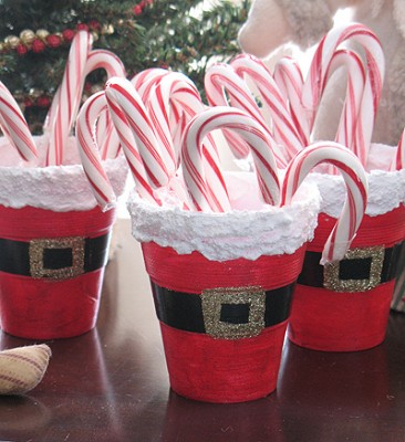 Super Adorable DIY Mini Santa's Belt Cups