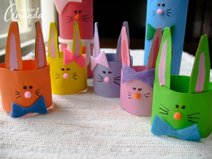 This fun craft is a great way to show your kids the importance of recycling by using cardboard tubes!