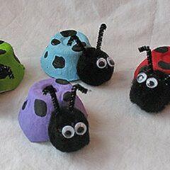 Ladybugs from Egg Cartons