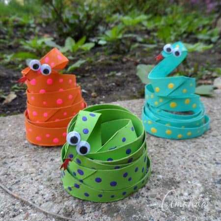 This cardboard tube coiled snakes craft is a great way to teach kids the importance of recycling all while feeding their creative minds.