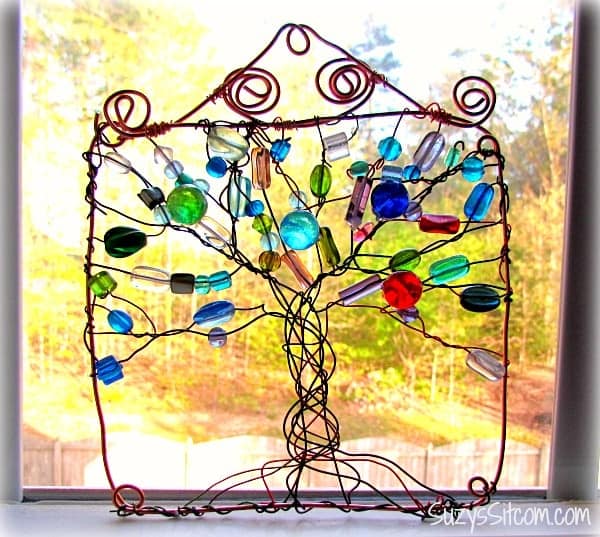 suzys wire wrapped tree suncatcher