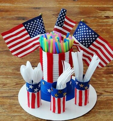 Recycled Patriotic Utensil Holder - Crafts by Amanda