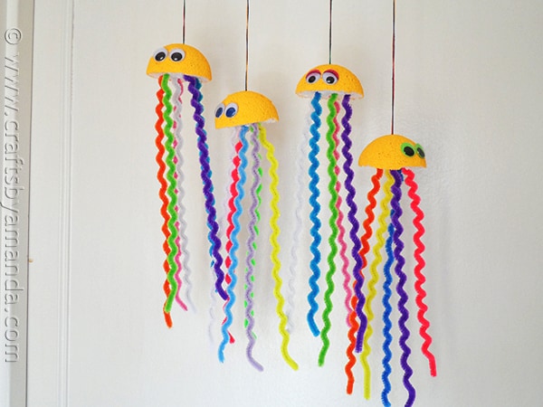 colorful jellyfish craft using pipe cleaners