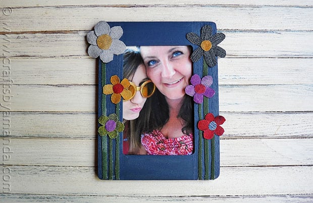 Denim Craft: Colorful Flower Frame - CraftsbyAmanda.com