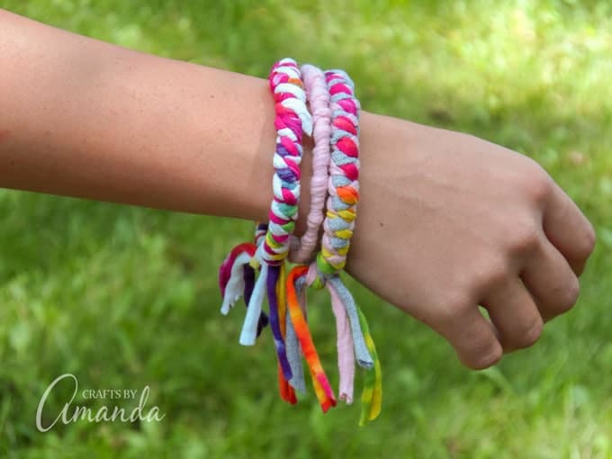 T shirt clearance yarn bracelet