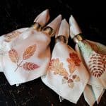 Thanksgiving Napkins: Glitter Leaves and Acorns