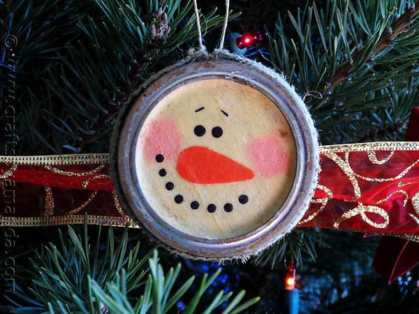 Antiqued Canning Lid Snowman - CraftsbyAmanda.com