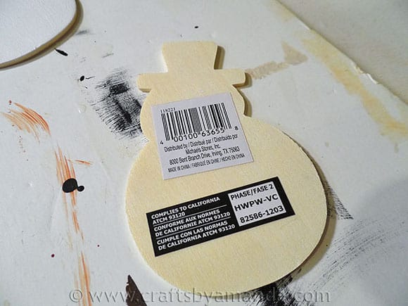 Painted Wood Penguins - CraftsbyAmanda.com