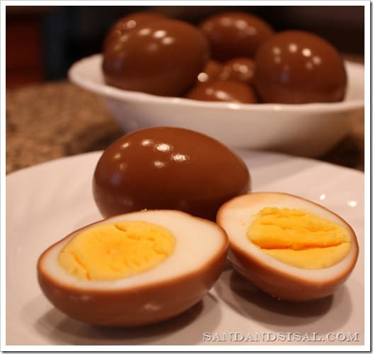 Kim's football eggs gave me some inspiration for my rainbow eggs