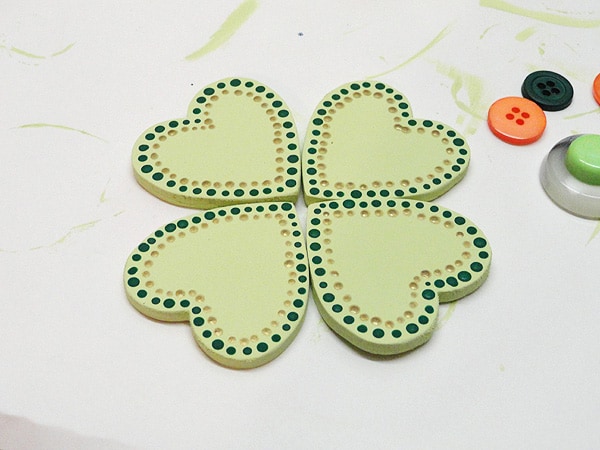 Shamrock Plant Poke from CraftsbyAmanda.com @amandaformaro