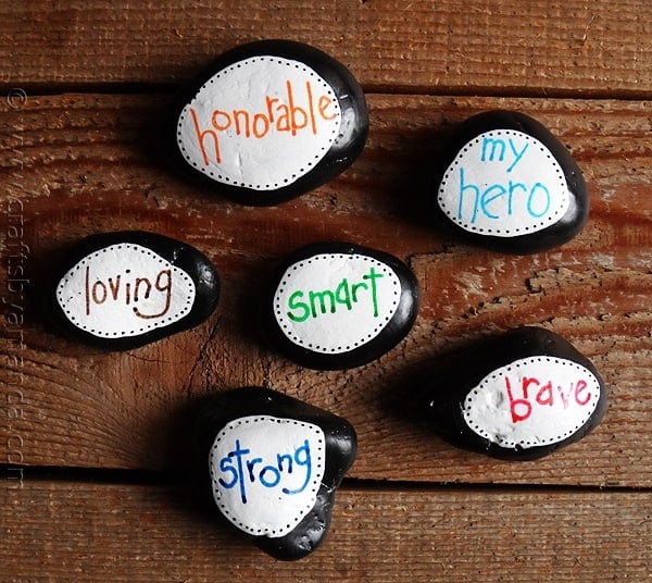 Father's Day Hero Stones by CraftsbyAmanda.com @amandaformaro