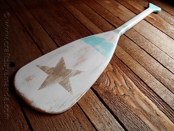 Pottery Barn Inspired Weathered Painted Oar by CraftsbyAmanda.com @amandaformaro