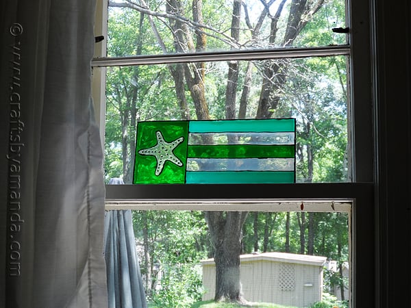 Beach Flag Suncatcher - CraftsbyAmanda.com @amandaformaro