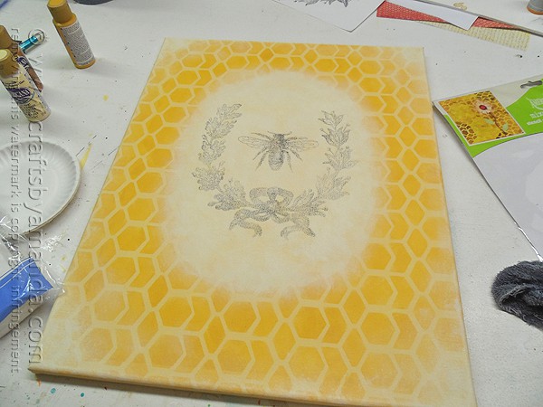 Vintage French Bee & Wreath on a Honeycomb Canvas by @amandaformaro CraftsbyAmanda
