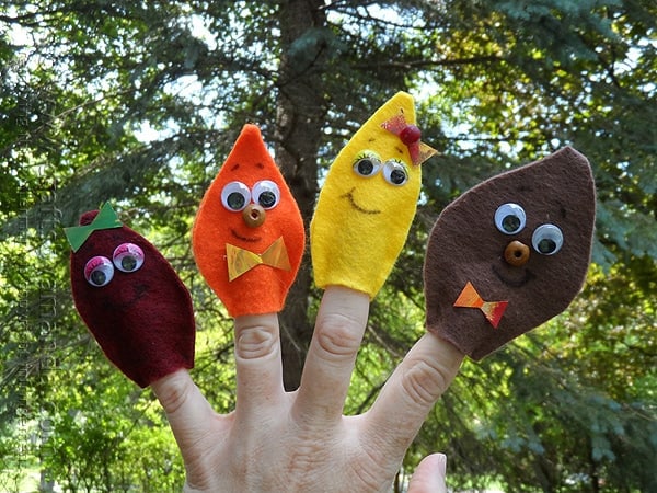 Felt Leaf Finger Puppets @amandaformaro Crafts by Amanda