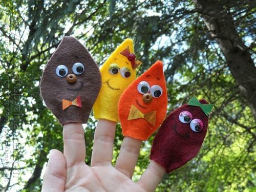 Felt Leaf Finger Puppets - Crafts by Amanda