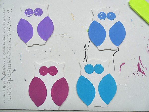Polka Dotted Owl Magnets @amandaformaro Crafts by Amanda