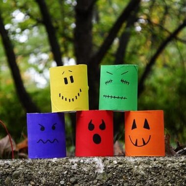 Make Colorful Ghouls from Cardboard Tubes @amandaformaro Crafts by Amanda
