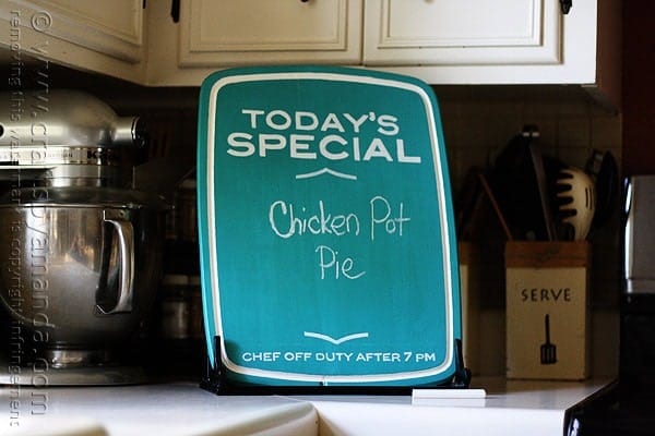 Chalkboard Menu from an Upcycled Cutting Board by @amandaformaro Crafts by Amanda