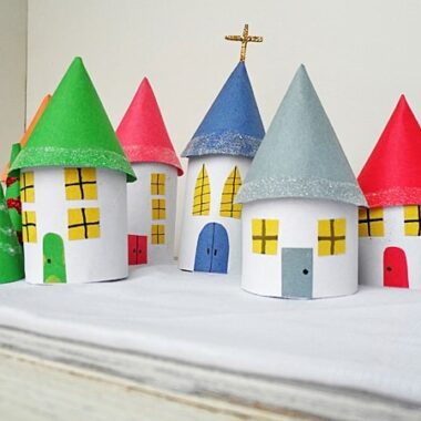 Cardboard Tube Christmas Village by @amandaformaro Crafts by Amanda