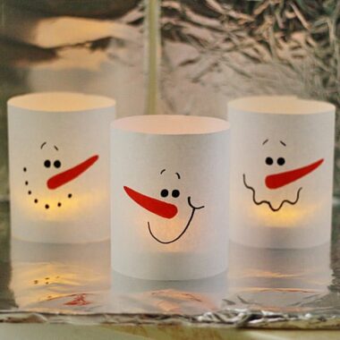 3 Minute Paper Snowman Luminaries by @amandaformaro Crafts by Amanda