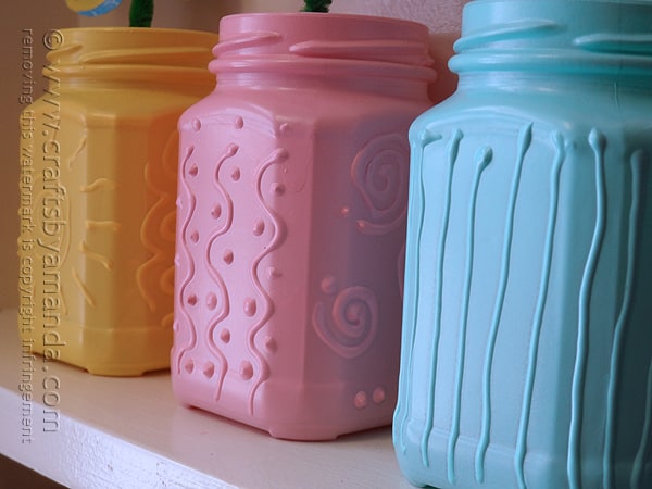 I'm loving the way these recycled jelly jars look! What a cool effect!