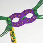 Duct Tape Mardi Gras Mask by @amandaformaro Crafts by Amanda