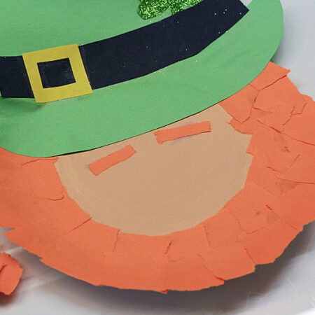 Winking Paper Plate Leprechaun - Crafts by Amanda