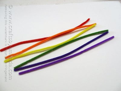 Pipe Cleaner Rainbow Bracelet - Crafts by Amanda