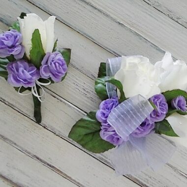 Make your own corsage and boutonniere for prom or homecoming!