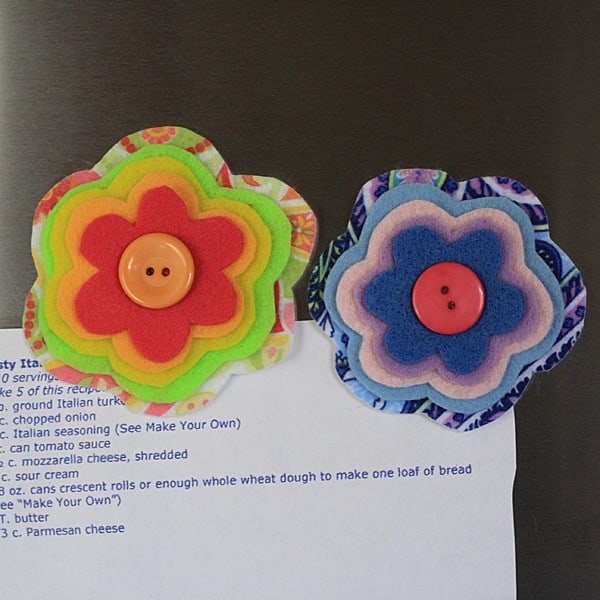 Easy Felt Button Flower Magnets Craft