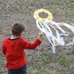 Paper Plate Kite by @amandaformaro Crafts by Amanda