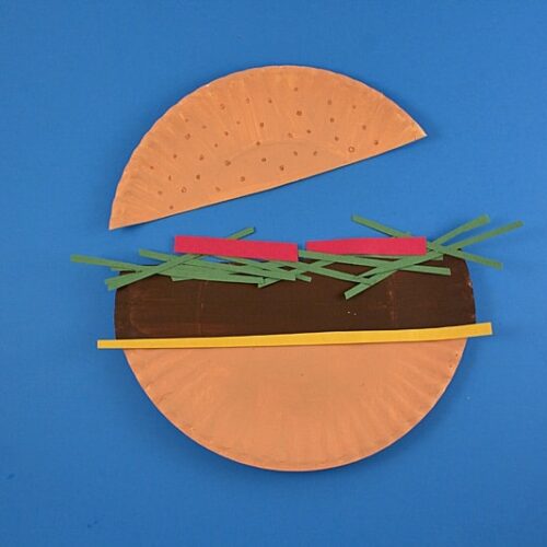 Paper Plate Hamburger by @amandaformaro Crafts by Amanda