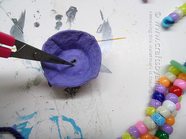 Egg Carton Crafts: Colorful Jellyfish by Amanda Formaro of Crafts by Amanda