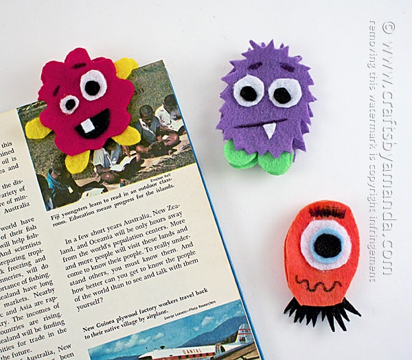 OH MY GOSH! Cutest bookmarks on the planet, must make these! - Monster Bookmark Craft by Amanda Formaro of Crafts by Amanda
