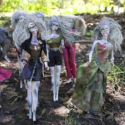 Barbie Zombies: Inspired by The Walking Dead - by Amanda Formaro of Crafts by Amanda