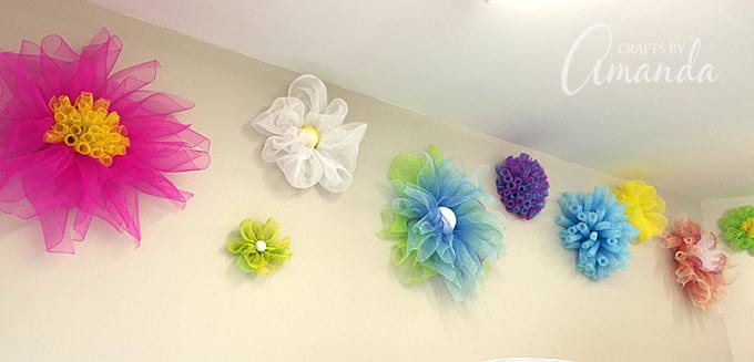 Deco Mesh Flowers: How to make several varieties