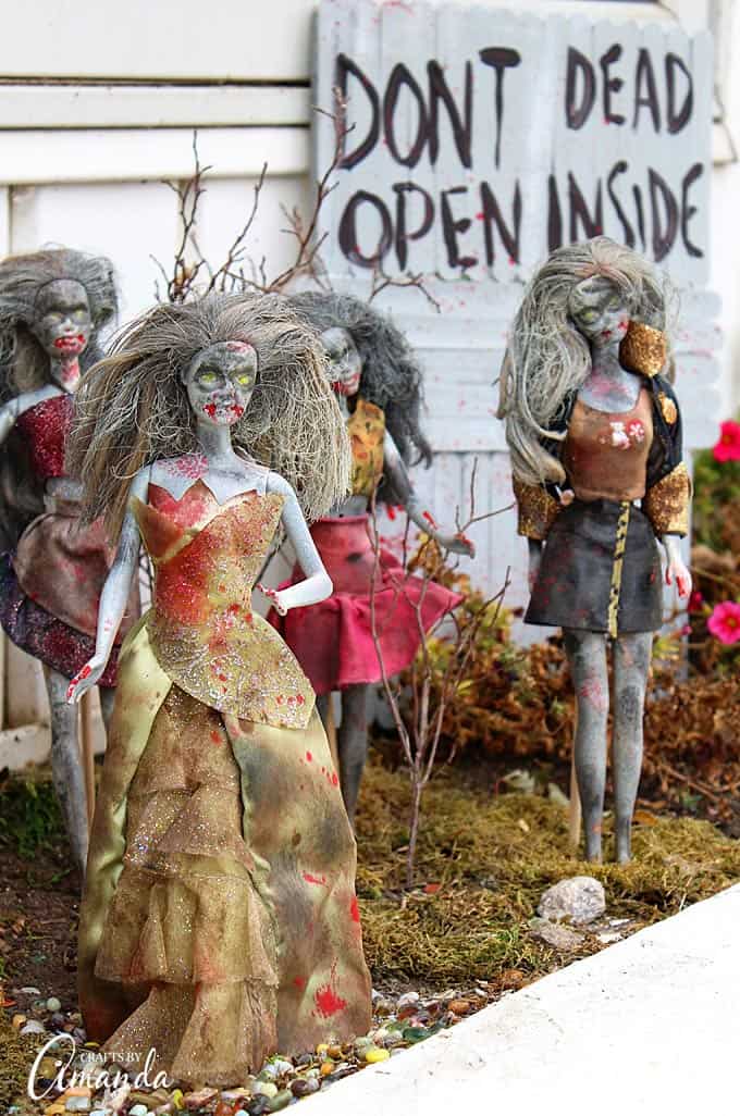 How to make a walking dead door that says "Don't Open, Dead Inside" as a Halloween prop. The perfect companion to my Barbie Zombies!