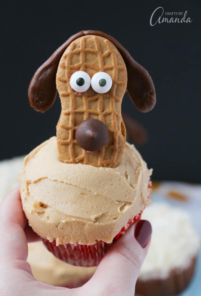 Adorable dachshund cookie cupcakes for our movie night party to watch Secret Life of Pets!