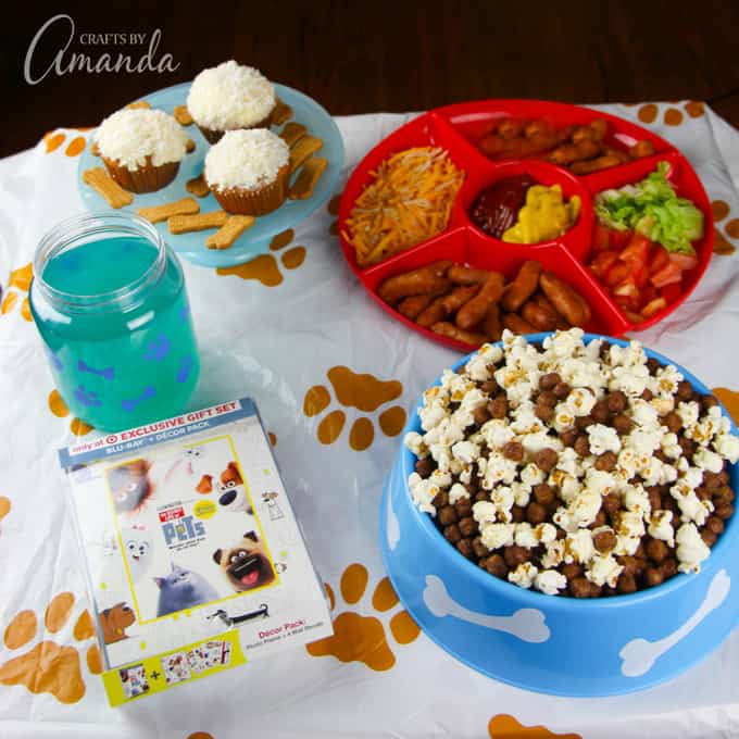 We had so much fun enjoying each other's company and some fun themed food during our Secret Life of Pets' Movie Night.