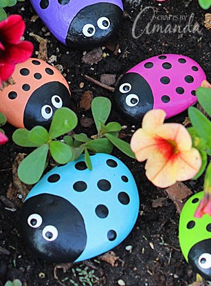 Ladybug Painted Rocks: ladybug rocks for the garden