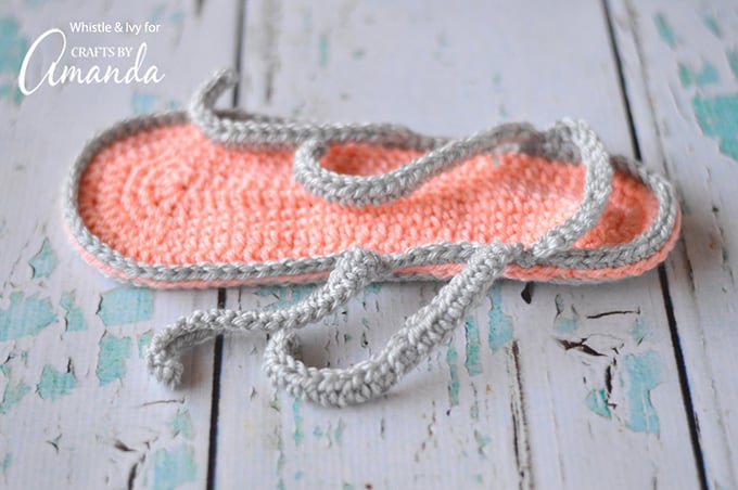 The Feisty Redhead: Katina's Flip Flop Crochet Slippers