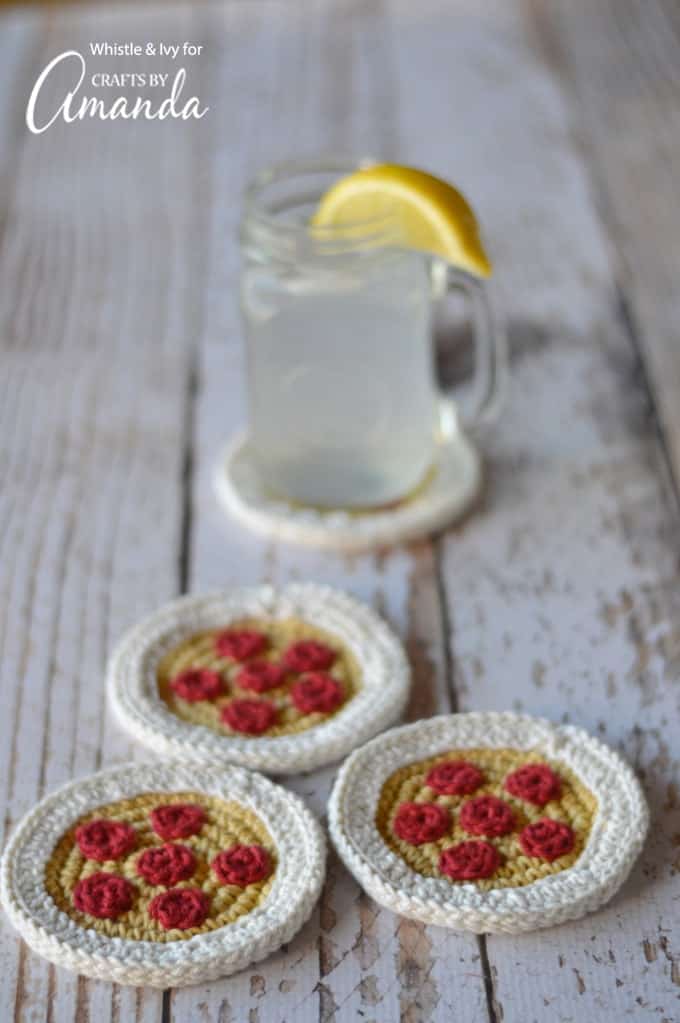 Learn how to make crochet pizza coasters