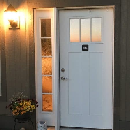 Here are 9 clever solutions for that sidelight window!