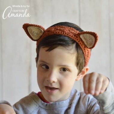 FREE Crochet Pattern: Woodland Animal Ear Crochet Headbands | Perfect for dress-up make believe play! The pattern includes bear, fox and deer instructions.