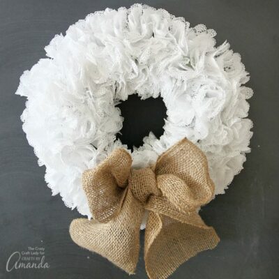 Doily Wreath: a simple and beautiful wreath for any season!