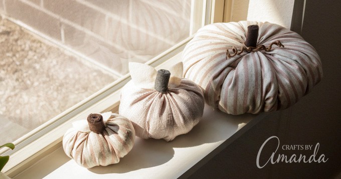 windowsill fabric pumpkins