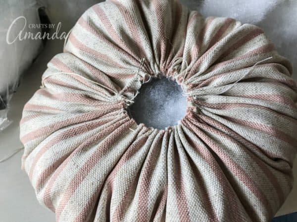 Easy Fabric Pumpkins Dress Up Your Home For Fall 9920