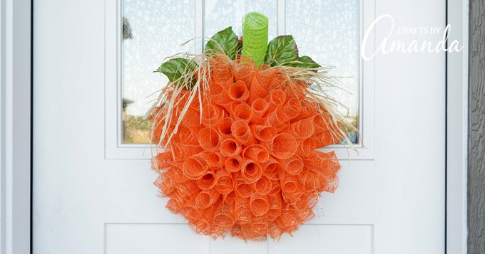 Deco Mesh Pumpkin Wreath - Crafts by Amanda