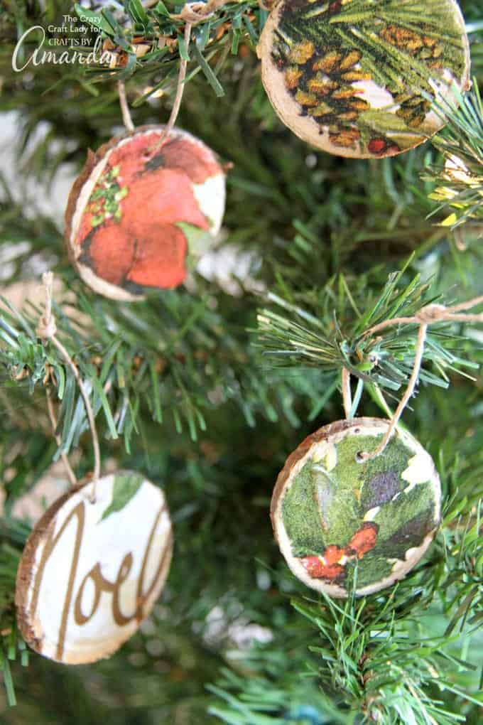 Easy DIY Wood Slice Ornaments using decoupaged napkins!